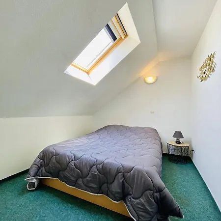 3 Pieces Avec Balcon, Parking Et Piscine - Proche Plage Et Animations A La Rochelle - Fr-1-246-522